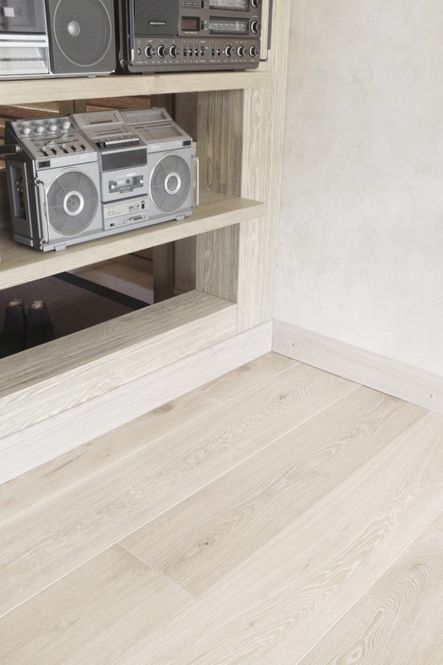 Hovedbilde Heltre Lamellplank Wilbergs - Eik Midnight Sun 16x190x1400-2900mm